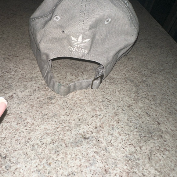 Adidas RELAXED STRAP-BACK HAT gray - Picture 5 of 10